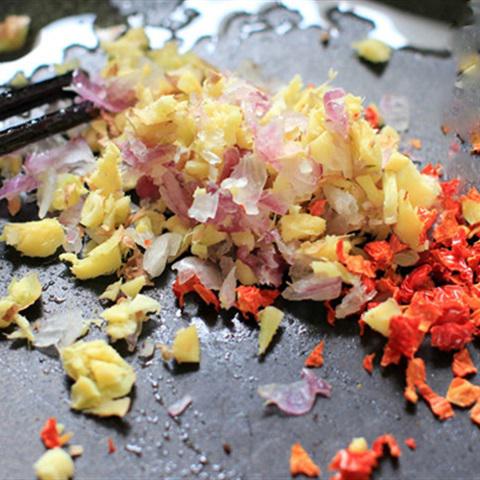 Cách làm cánh gà sốt mơ gừng