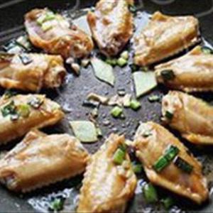 Cách làm cánh gà sốt nấm đông cô