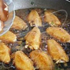 Cách làm cánh gà sốt nấm đông cô