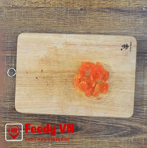 Cánh gà sốt trứng muối thơm bùi, lạ miệng, càng ăn càng mê