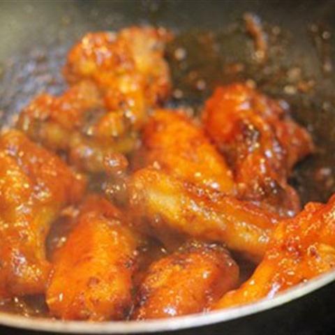 Cách làm cánh gà sốt tương cà