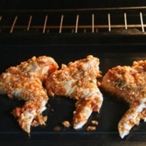 Cách làm cánh gà ướp kimchi nướng