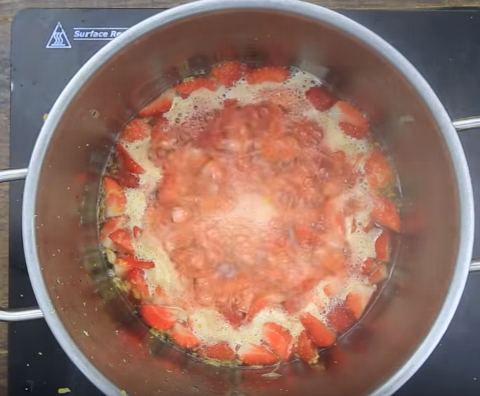 Cánh gà xóc bơ tỏi thơm lừng, đậm đà khó quên