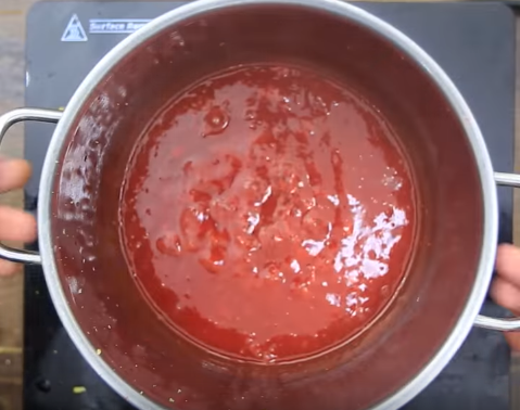 Cánh gà xóc bơ tỏi thơm lừng, đậm đà khó quên