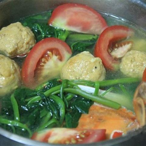 Cách làm canh ghẹ rau muống chả cua