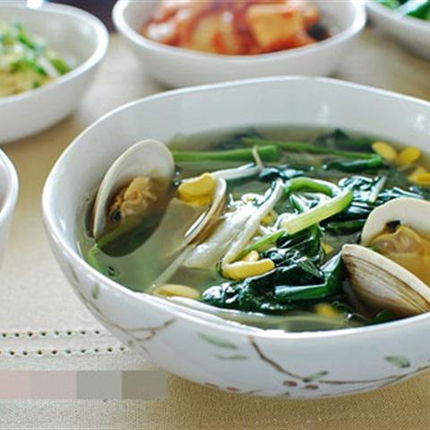 Cách làm canh giá đỗ nấu cải bó xôi