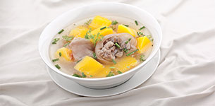 Canh giò heo đu đủ hườm