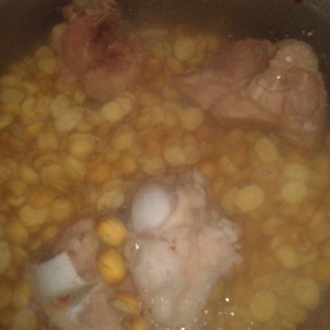 Cách làm canh hạt sen