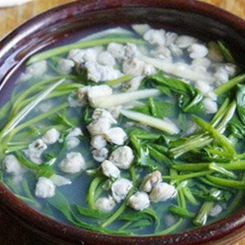 Cách làm canh hến nấu rau muống
