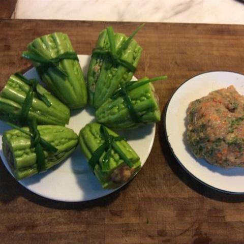 Cách làm canh khổ qua cá thác lác