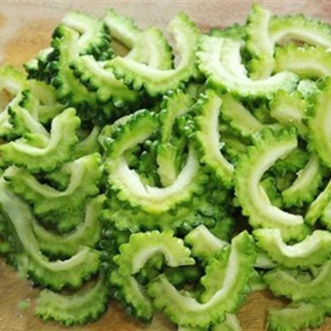 Cách làm canh khổ qua chả cá