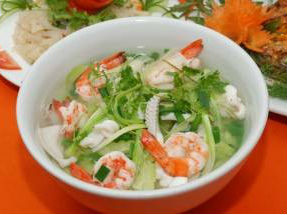 Canh khổ qua hải sản