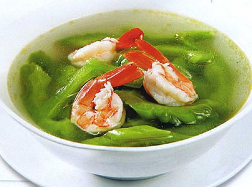 Canh khổ qua nấu tôm tươi