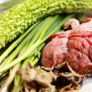 Cách làm canh khổ qua nhồi nấm thịt