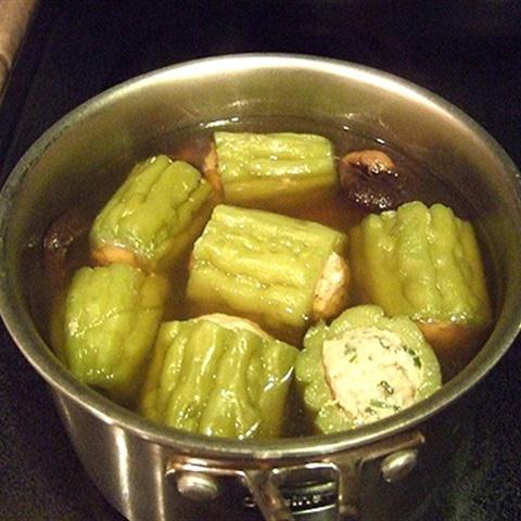 Cách làm canh khổ qua nhồi thịt gà