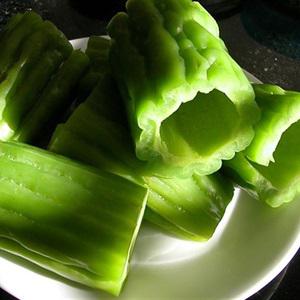 Cách làm canh khổ qua nhồi thịt gà