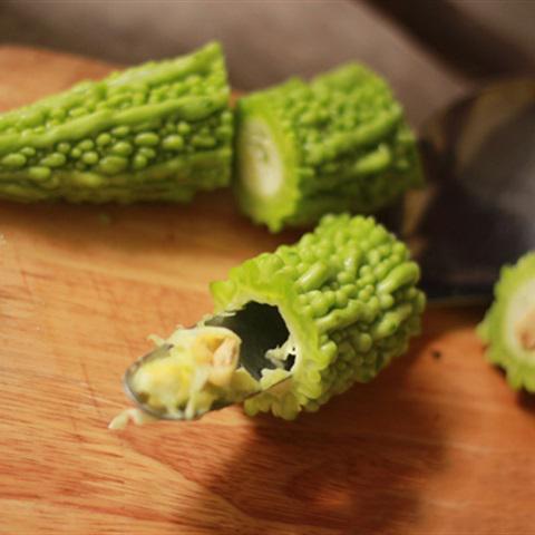 Cách làm canh khổ qua  nhồi thịt ngon