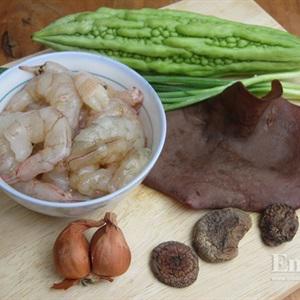 Cách nấu canh khổ qua nhồi tôm