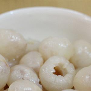 Cách làm canh khổ qua vải thiều