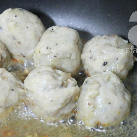 Cách làm canh khổ qua với cá thác lác