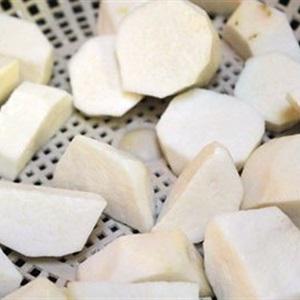 Cách làm canh khoai sọ nấu sườn