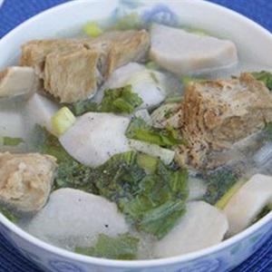 Cách làm canh khoai sọ nấu sườn