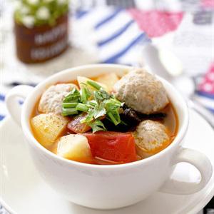 Cách nấu canh khoai tây bò viên