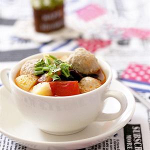 Cách nấu canh khoai tây bò viên