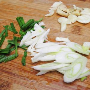 Cách làm canh kim chi củ cải nấu sườn