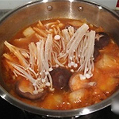 Cách làm canh kim chi nấu đậu hũ