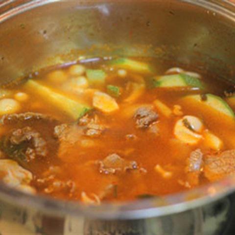 Cách làm canh kim chi nấu thịt bò