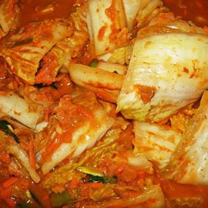 Cách làm canh kim chi với cá thu