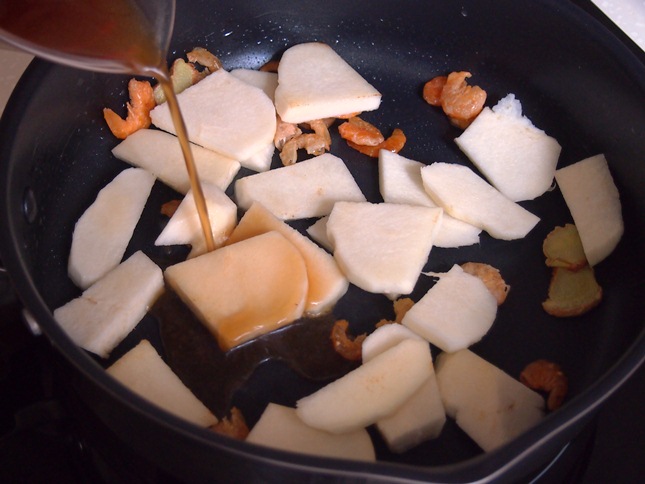 Canh lẩu chay sữa đậu nành ngũ sắc thanh đạm