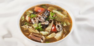 Canh lươn hầm cải chua