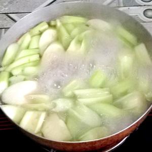 Cách làm canh lươn nấu bạc hà