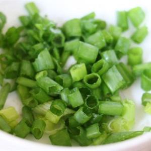 Cách làm canh măng chua chả cá