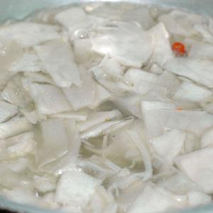 Cách làm canh măng chua nấu cá