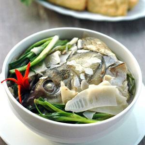 Cách làm canh măng chua nấu cá