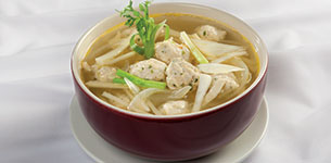 Canh măng gà viên