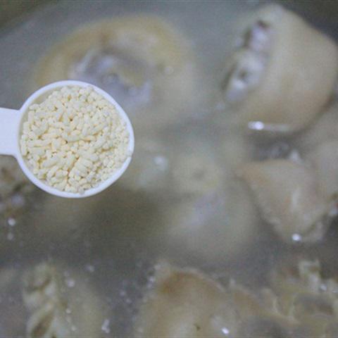 Cách làm canh măng giò heo