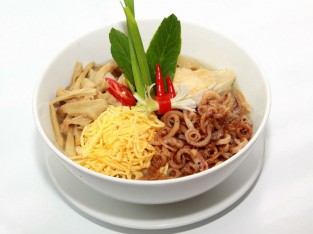 Canh măng nấu rối