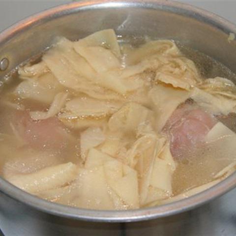 Cách làm canh măng tươi giò heo