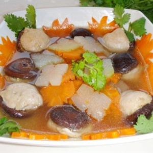Cách nấu canh mọc nấm hương