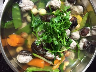 Canh mọc thập cẩm thanh mát