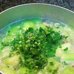 Cách làm canh mướp nấu hến