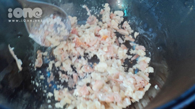 Canh mướp nấu lạc thơm ngon mà vẫn giảm cân