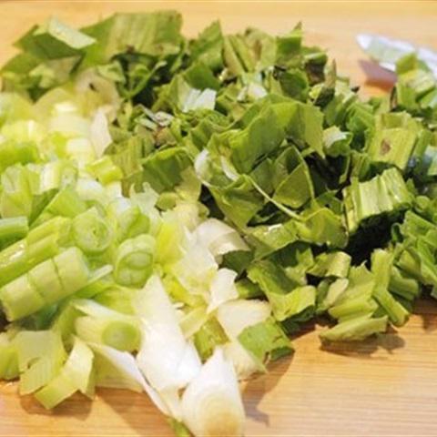 Cách làm canh nấm nấu chua