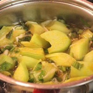 Cách làm canh nấm nấu chua