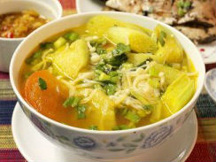 Canh nấm nấu chua