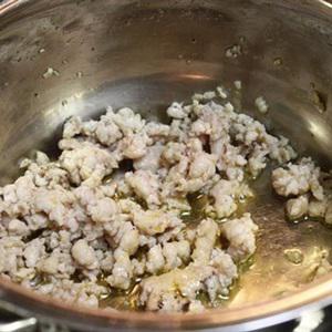 Cách làm canh nấm thịt bằm cà chua